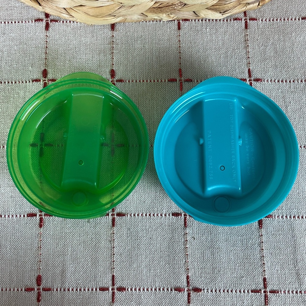 Set Of 2 Walt Disney World Resort Anniversary Refillable Flip Lid & Handle Cups - Picture 7 of 7